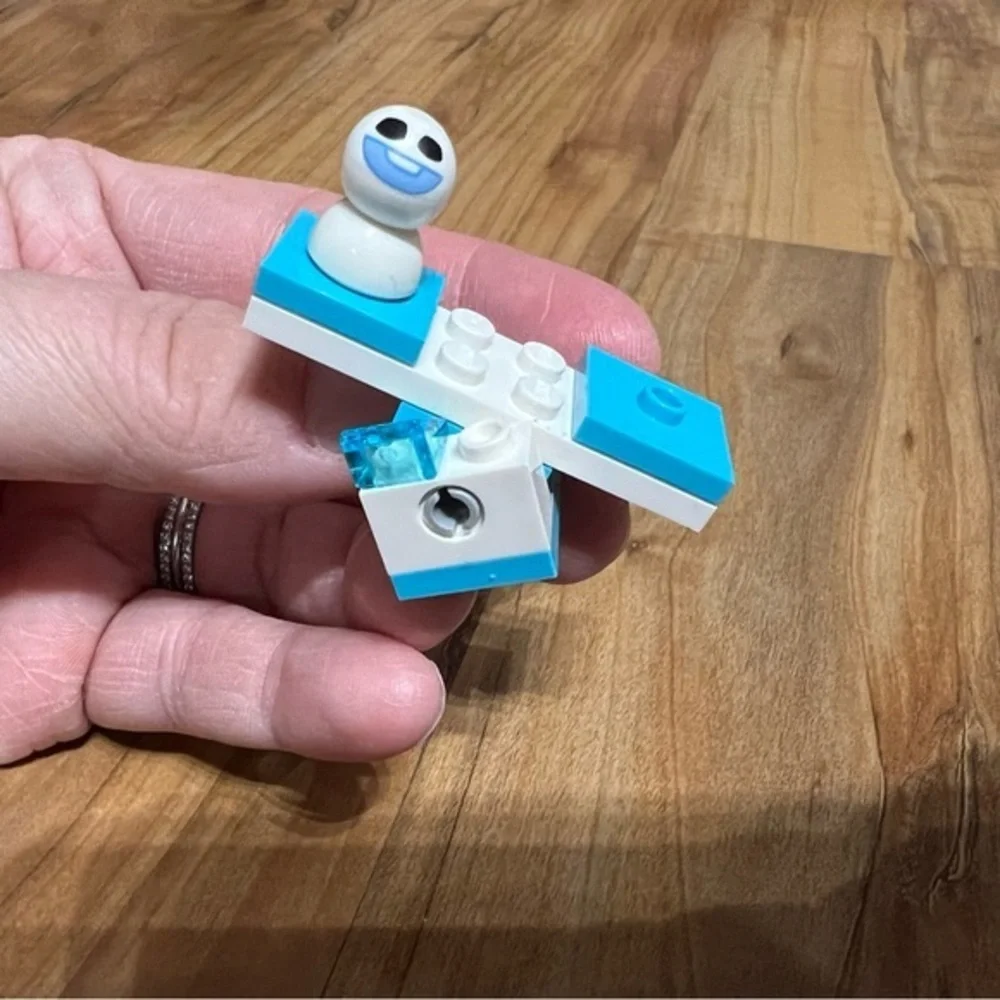 LEGO‎ Disney Elsa Micro Doll Figure Elsa’s Castle Snowgie Sven FROZEN Princess
